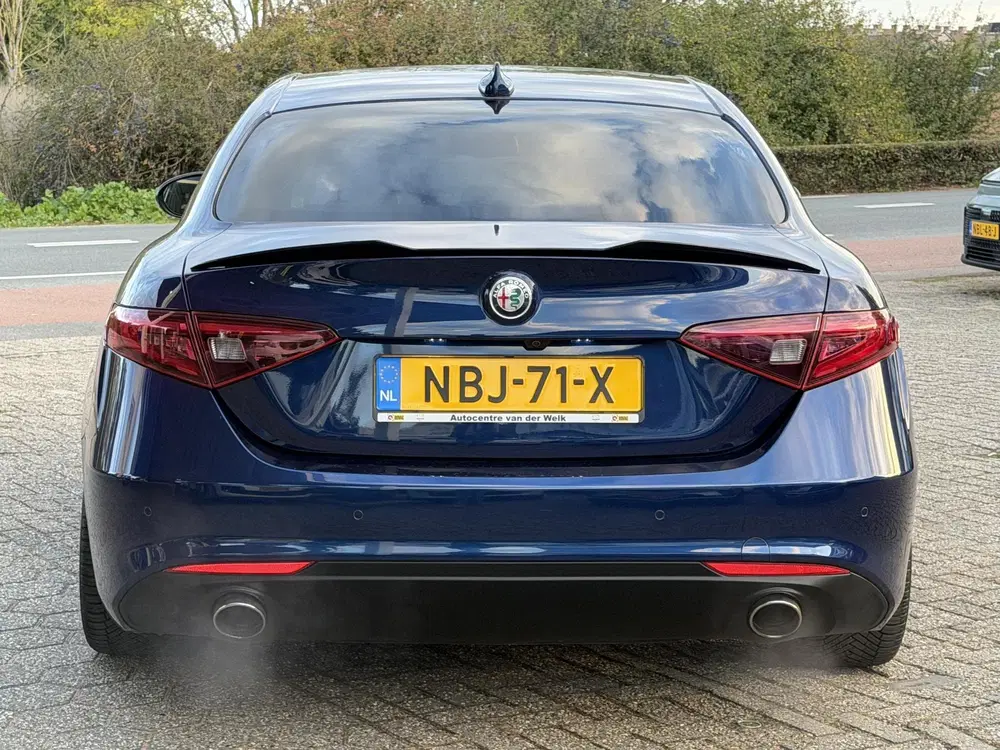 Alfa Romeo Giulia 2.0T B-Tech NAVI uit 2019, foto 9