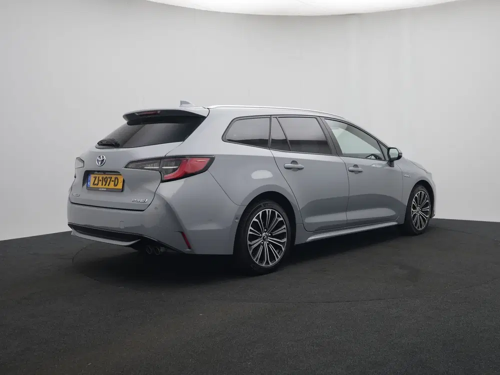 Toyota Corolla 2.0 Hybrid Style uit 2019, foto 2