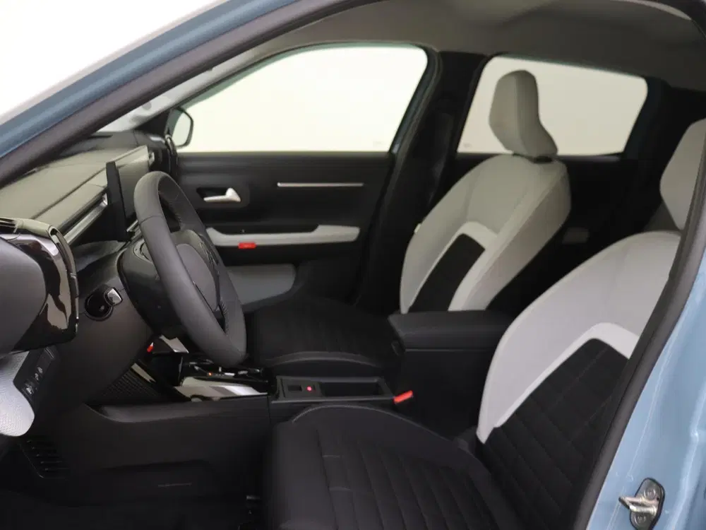 Citroën C3 Citroen C3 1.2 Hybrid 110pk Max Navigatie uit 2025, foto 11