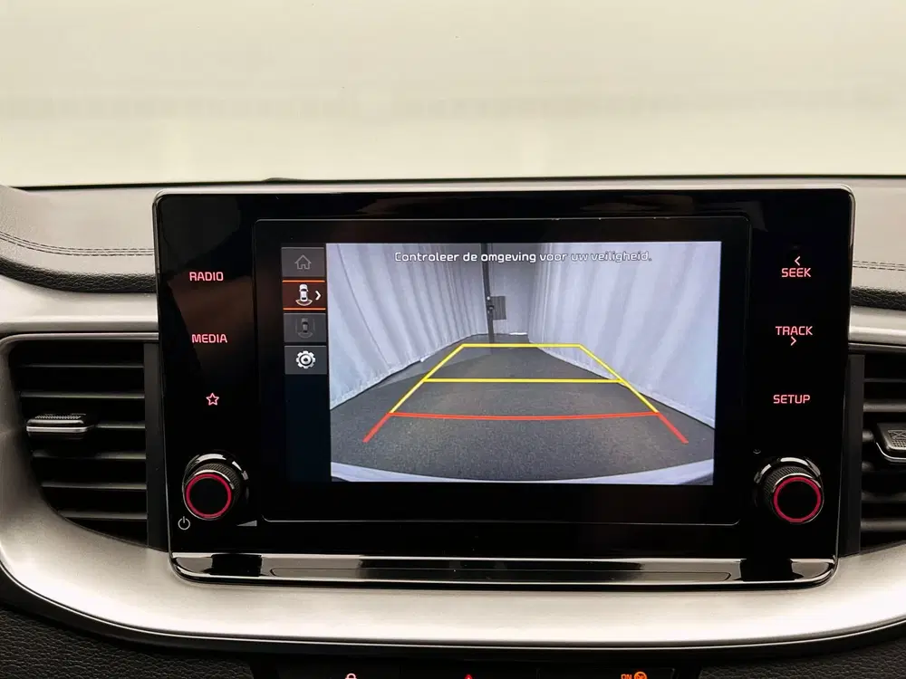 Kia Ceed 1.0 T-GDi DynamicLine uit 2023, foto 13