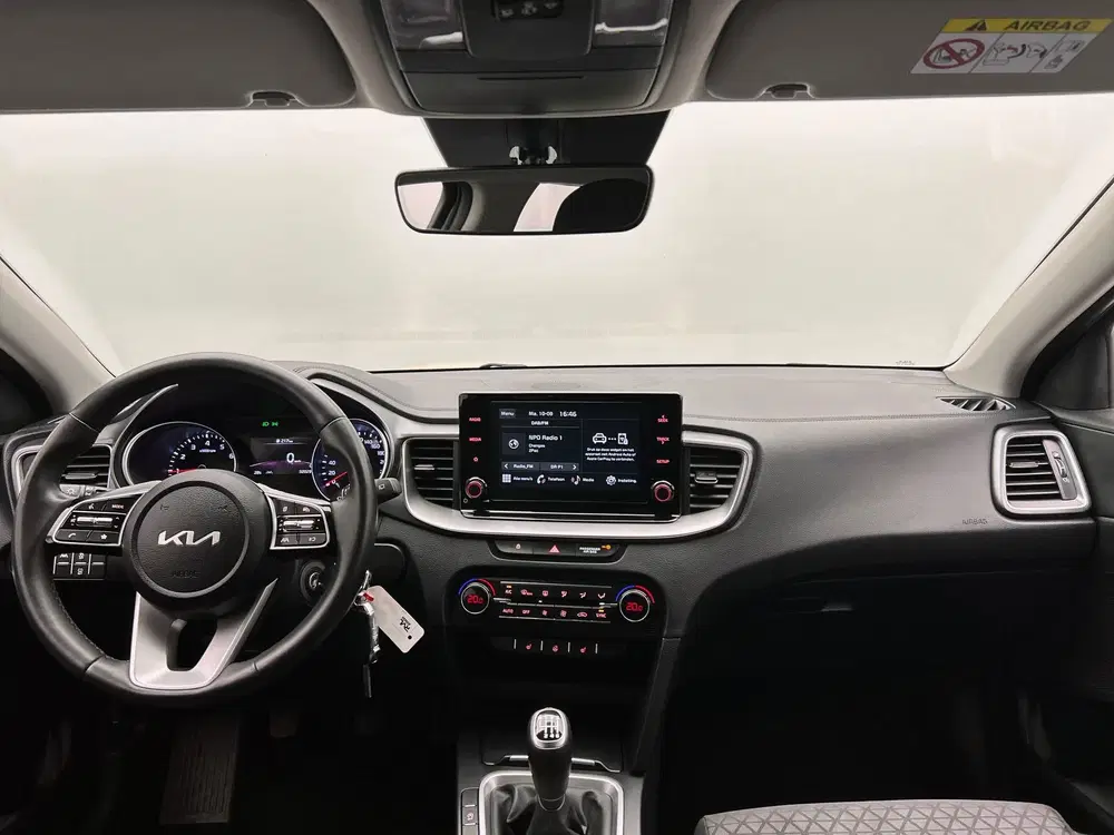 Kia Ceed 1.0 T-GDi DynamicLine uit 2023, foto 2