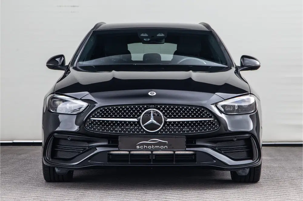 Mercedes-Benz C-Klasse 300 e AMG Premium uit 2023, foto 3