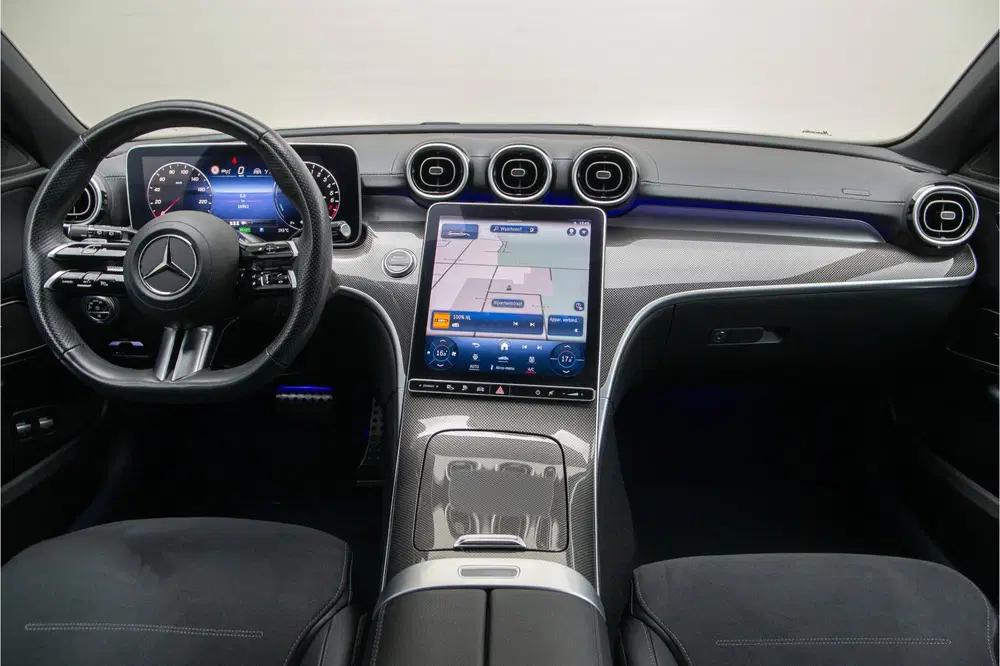 Mercedes-Benz C-Klasse 300 e AMG Premium uit 2023, foto 7