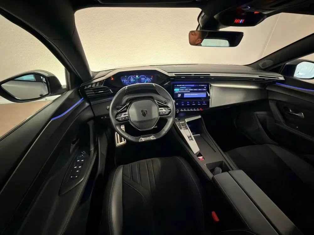 Peugeot 308 1.6 Plug-in Hybrid 225 GT uit 2023, foto 14