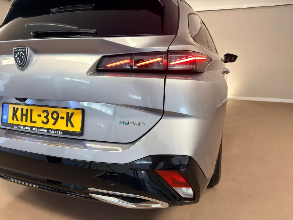 Peugeot 308 1.6 Plug-in Hybrid 225 GT uit 2023, foto 15