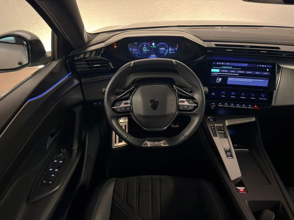 Peugeot 308 1.6 Plug-in Hybrid 225 GT uit 2023, foto 6