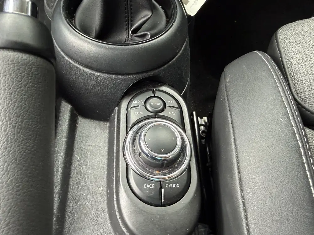 Mini Cooper 1.5 Cooper Business Edition Navigatie S uit 2022, foto 15