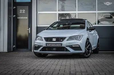 SEAT Leon 1.5 TSI FR ULTIMATE EDITION BLACK uit 2020