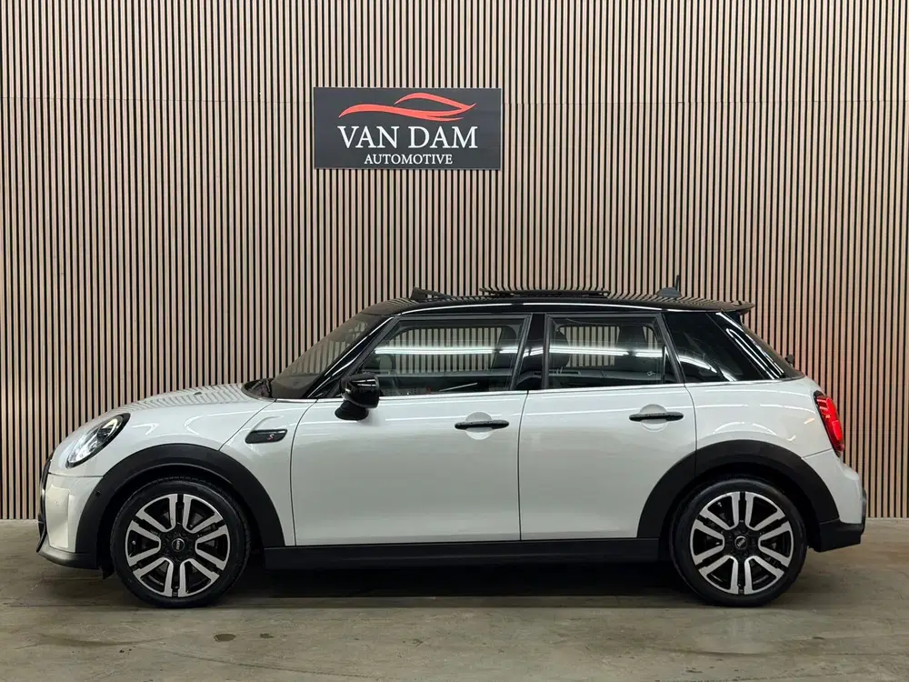 Mini Cooper S Essential 2022 PANO LED CAMERA CRUISE CA uit 2022, foto 11