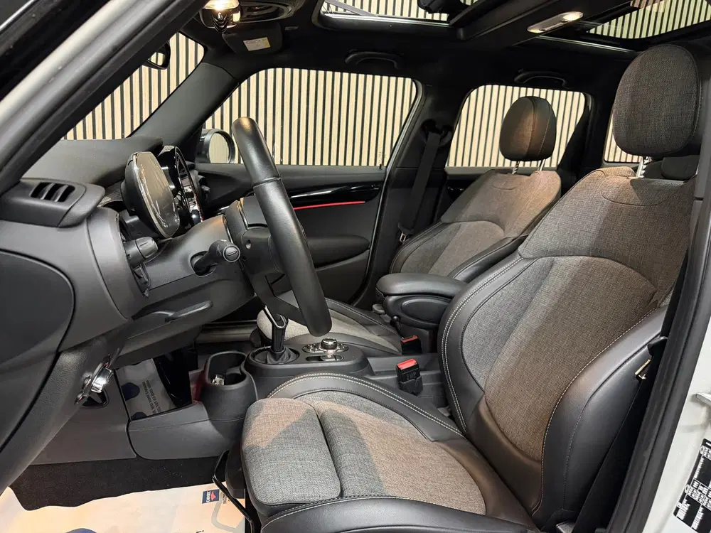 Mini Cooper S Essential 2022 PANO LED CAMERA CRUISE CA uit 2022, foto 12