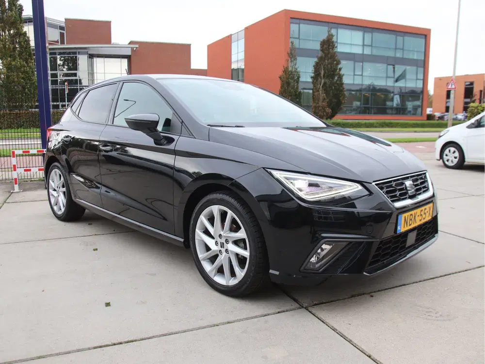SEAT Ibiza 1.0 EcoTSI FR Business Intense Virtual uit 2022, foto 3