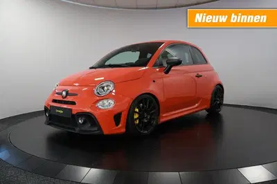 Abarth 695 695 Competizione 180pk Carbon schaalstoele uit 2023