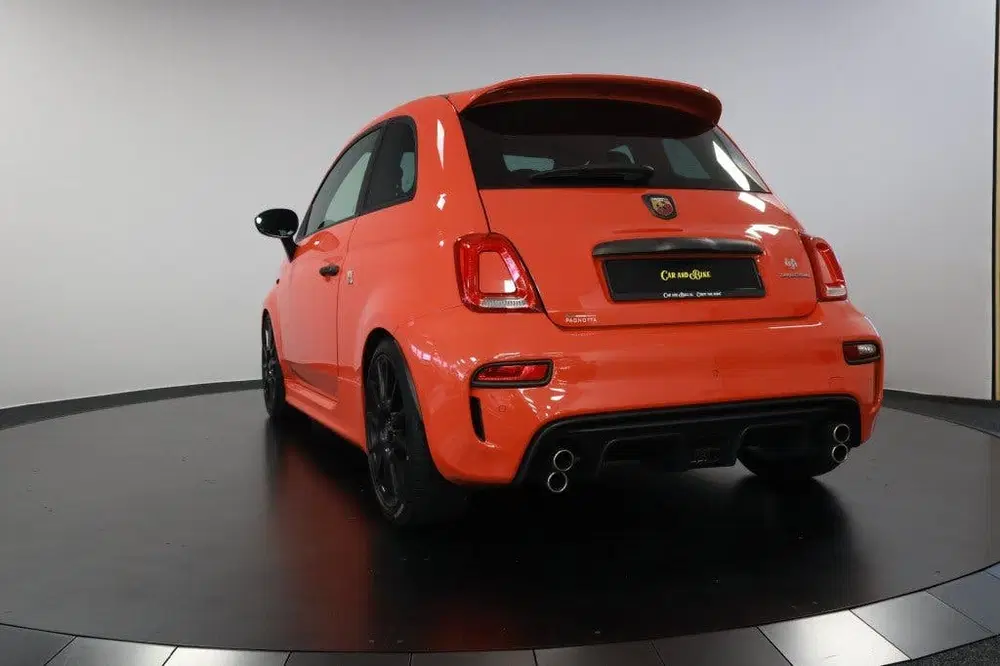 Abarth 695 695 Competizione 180pk Carbon schaalstoele uit 2023, foto 10