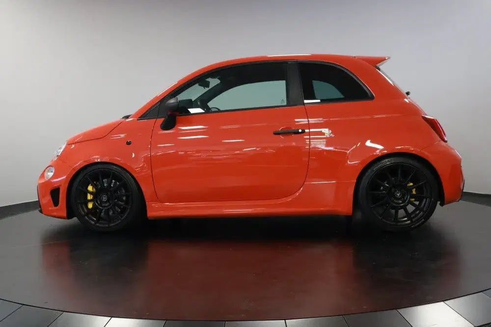 Abarth 695 695 Competizione 180pk Carbon schaalstoele uit 2023, foto 12