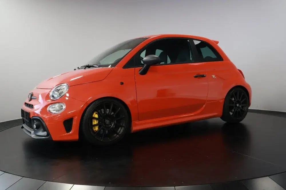 Abarth 695 695 Competizione 180pk Carbon schaalstoele uit 2023, foto 13
