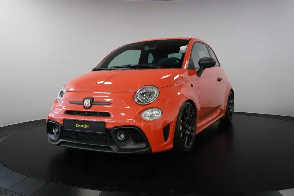 Abarth 695 695 Competizione 180pk Carbon schaalstoele uit 2023, foto 2