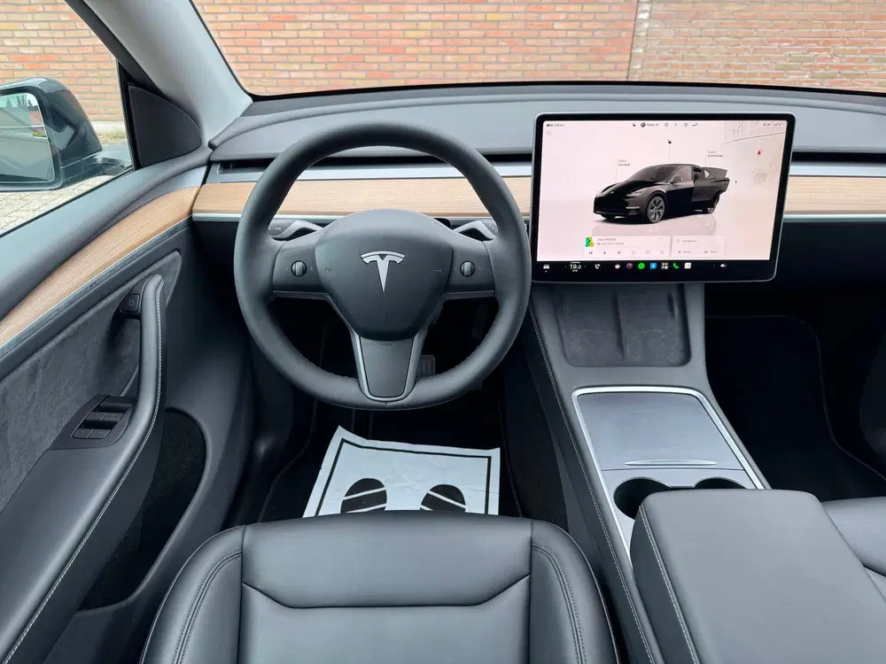 Tesla Model Y Long Range AWD 75kWh FSD uit 2023, foto 15