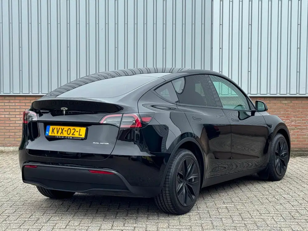 Tesla Model Y Long Range AWD 75kWh FSD uit 2023, foto 6