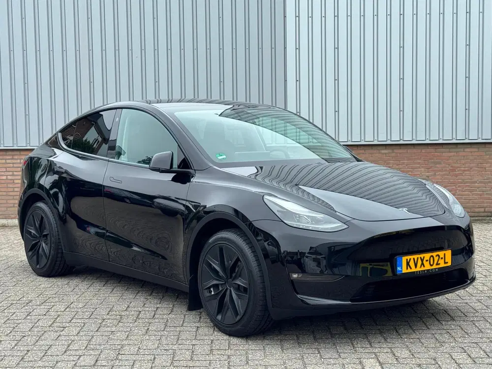 Tesla Model Y Long Range AWD 75kWh FSD uit 2023, foto 8