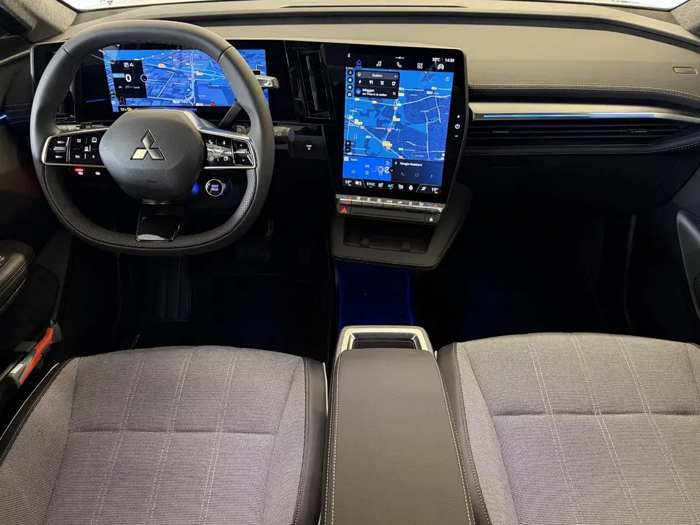 Mitsubishi Eclipse Cross Intense+ 87 kWh uit 2026, foto 3