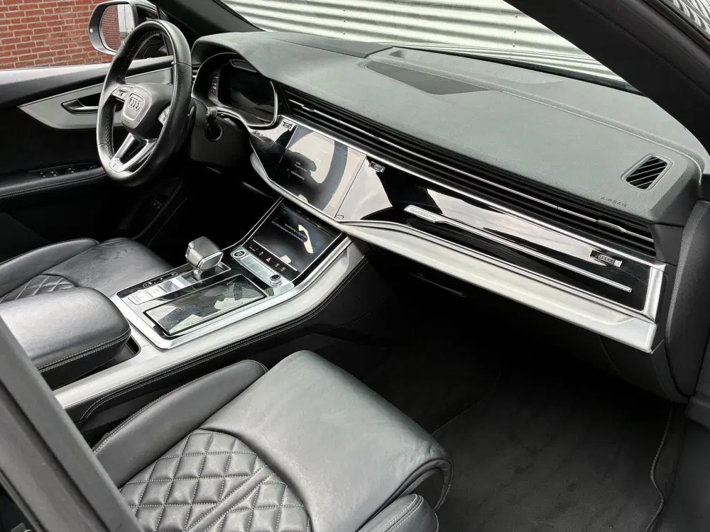 Audi Q8 60 TFSI e quattro Pro Line S Competition P uit 2022, foto 5