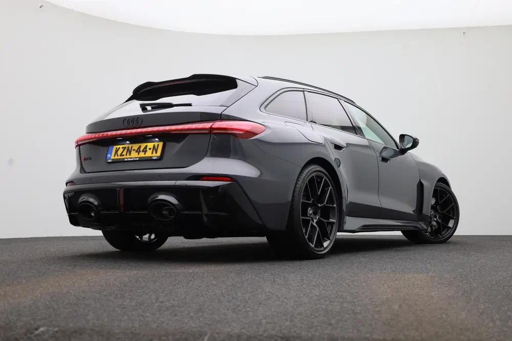 Audi RS5 quattro 639 PK uit 2026, foto 11
