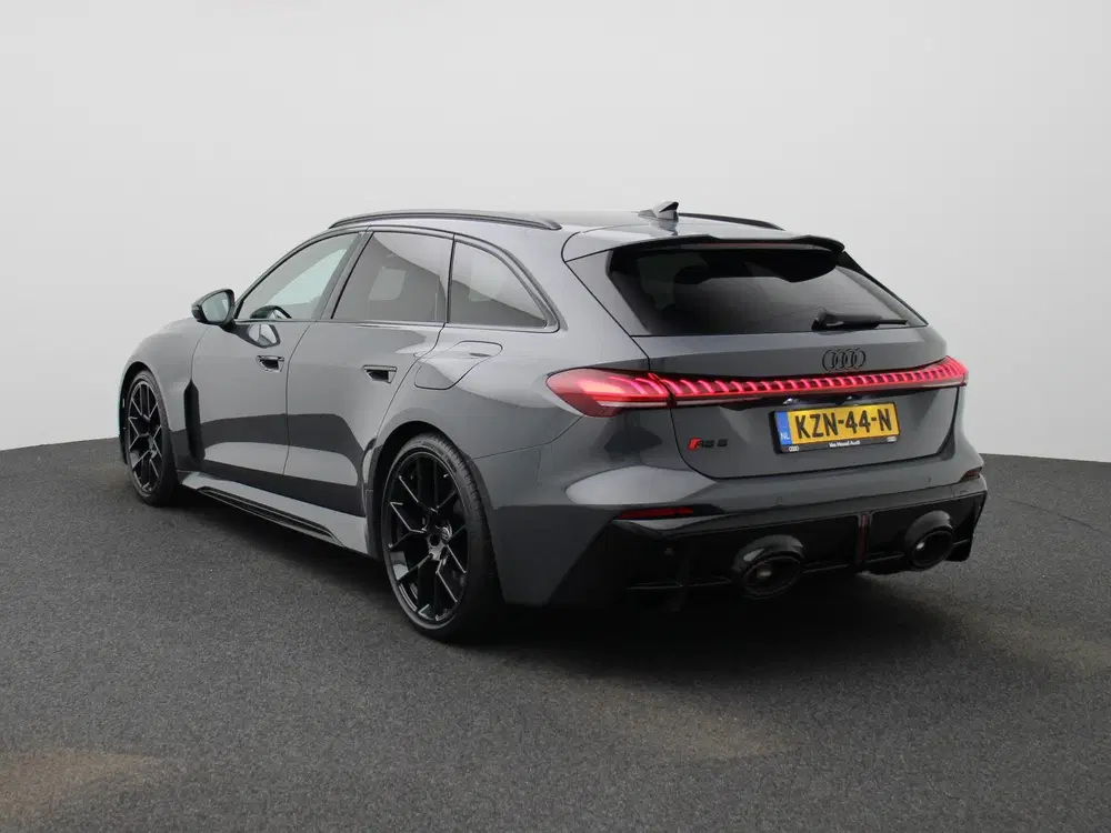 Audi RS5 quattro 639 PK uit 2026, foto 6