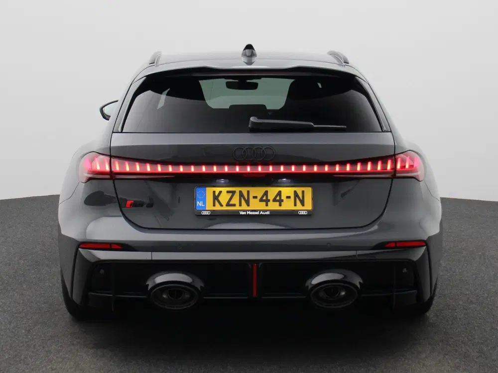Audi RS5 quattro 639 PK uit 2026, foto 8