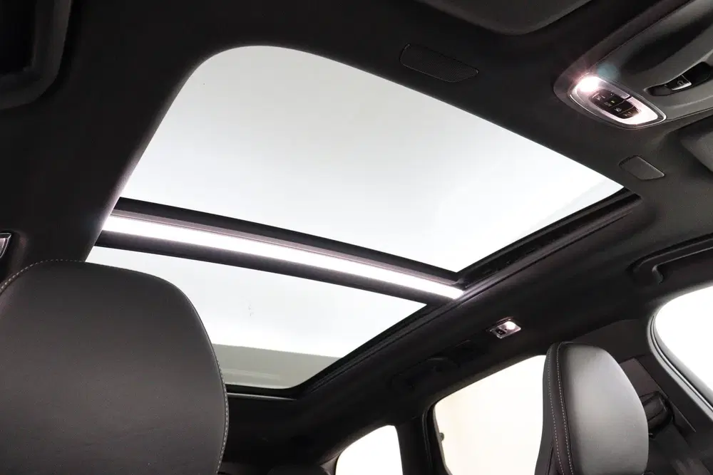 Volvo XC60 T6 RECHARGE AWD R-DESIGN -PANO.DAK uit 2021, foto 12