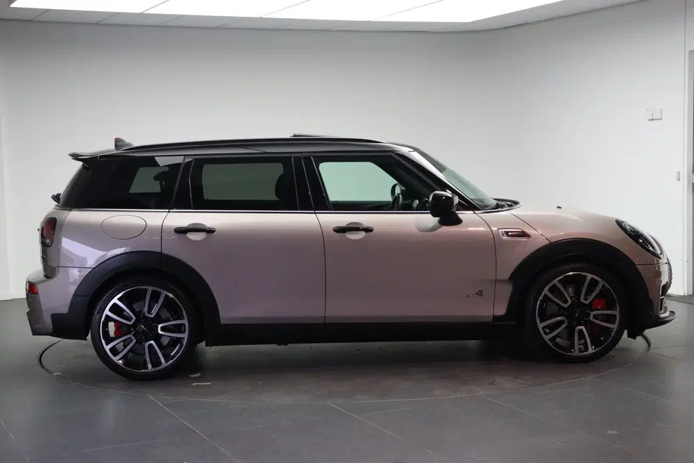 Mini Clubman JCW ALL4 Automaat uit 2021, foto 4