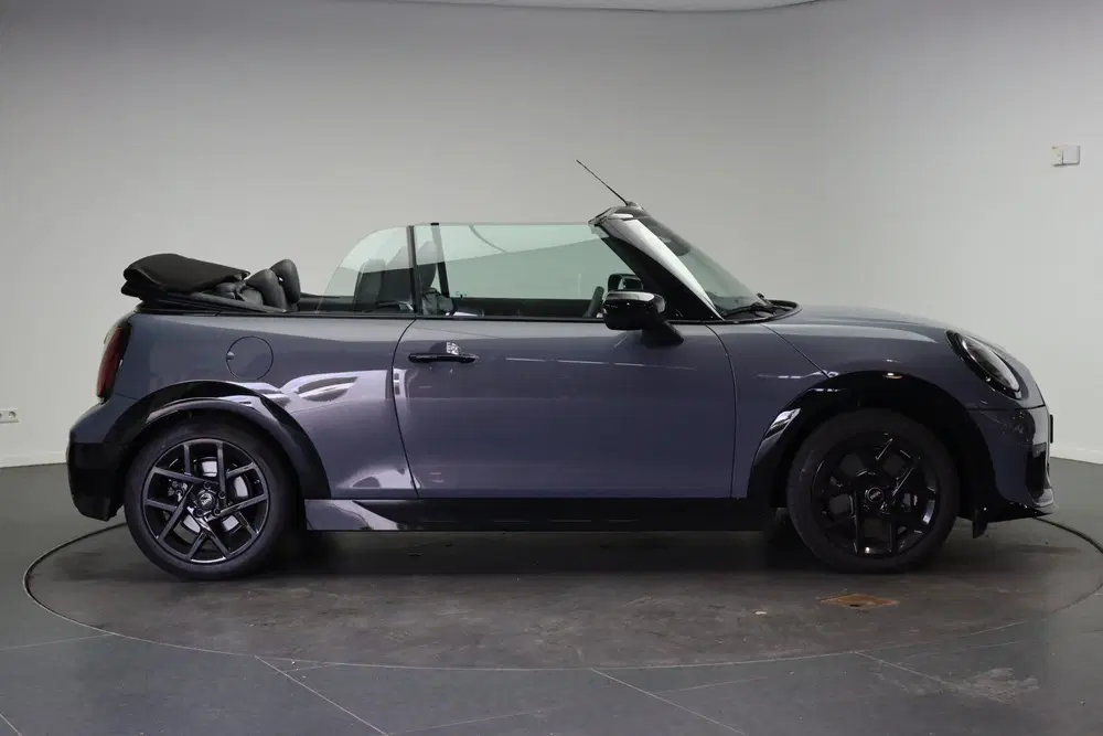 Mini Cabrio Cooper C Automaat uit 2026, foto 4