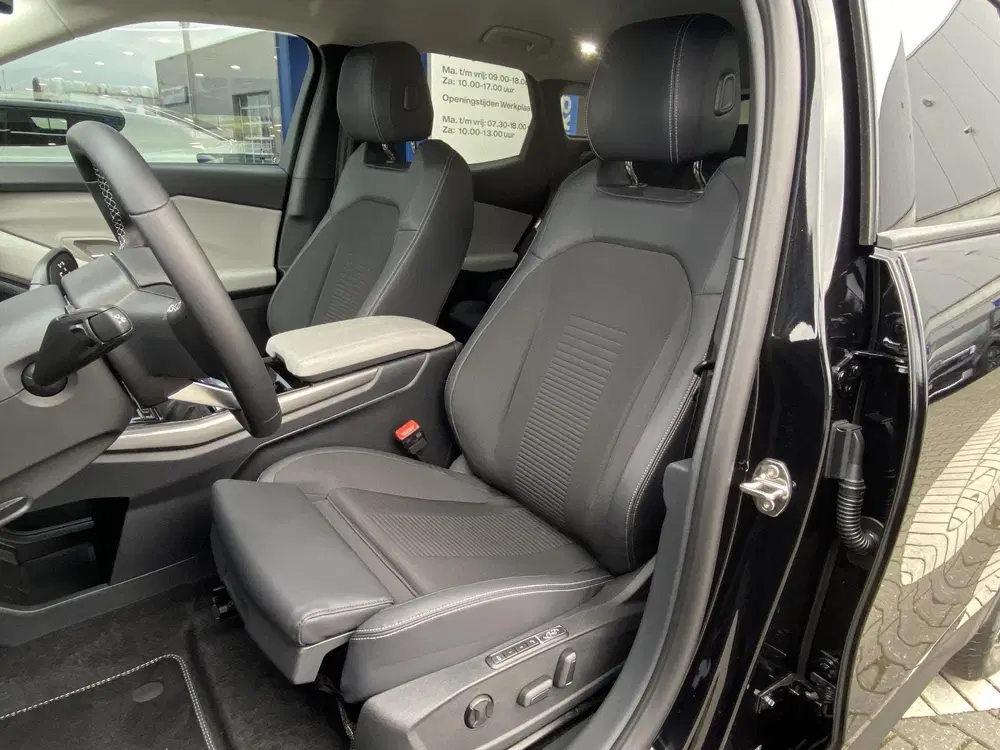Ford Explorer Premium Extended Range RWD 79 kWh uit 2026, foto 10