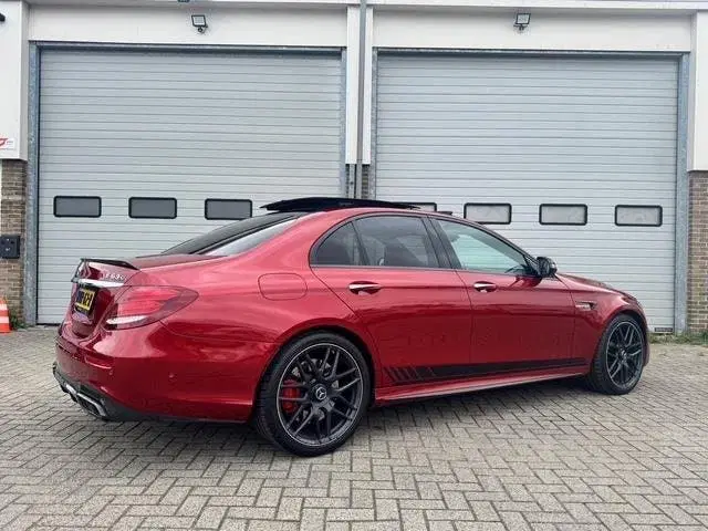 Mercedes-Benz E-Klasse AMG E63 S 4MATIC+ 612PK Carbon Pano K uit 2019, foto 6