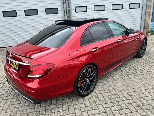 Mercedes-Benz E-Klasse AMG E63 S 4MATIC+ 612PK Carbon Pano K uit 2019, foto 7