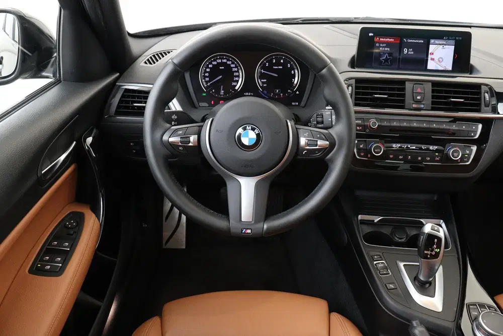 BMW 1-serie 118I ED. M SPORT SHADOW HIGH EXECUTIVE -PA uit 2019, foto 2