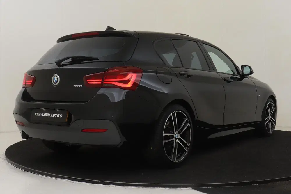 BMW 1-serie 118I ED. M SPORT SHADOW HIGH EXECUTIVE -PA uit 2019, foto 3