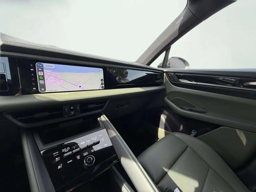 Porsche Macan 4 100 kWh uit 2024, foto 13