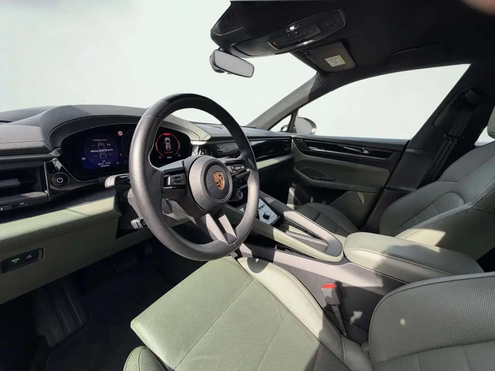 Porsche Macan 4 100 kWh uit 2024, foto 5