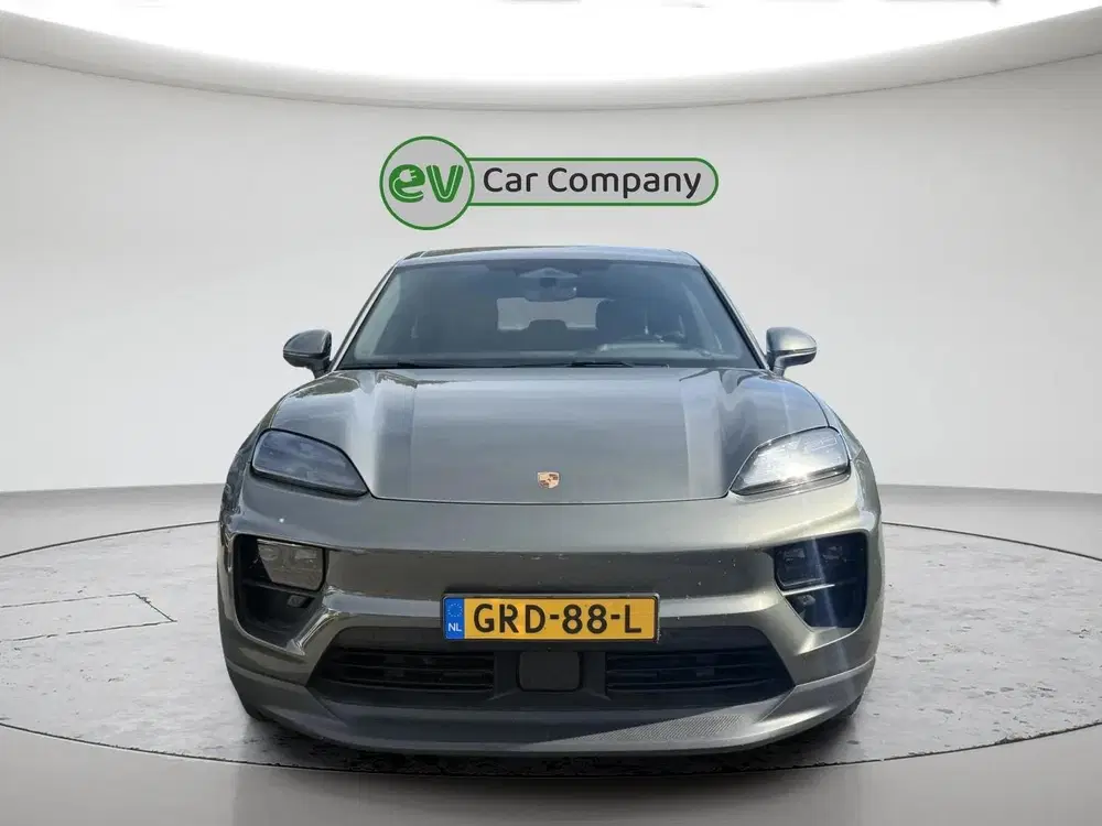 Porsche Macan 4 100 kWh uit 2024, foto 9