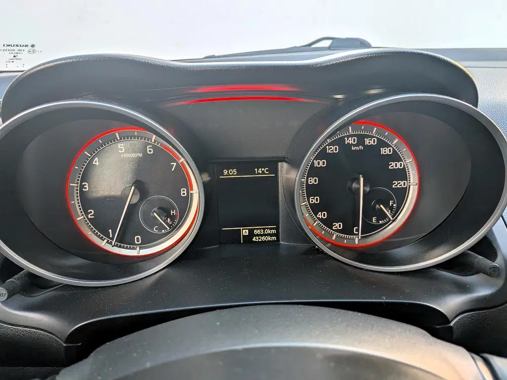 Suzuki Swift 1.2 Select Smart Hybrid All-Seasons uit 2020, foto 14