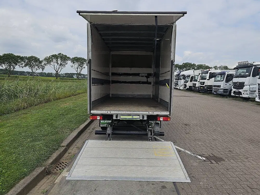 Iveco Daily 35C16 bakwagen laadklep uit 2022, foto 11