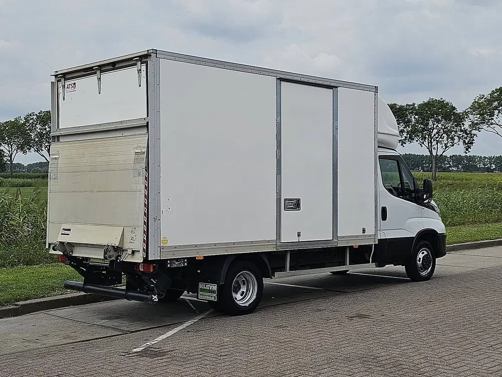 Iveco Daily 35C16 bakwagen laadklep uit 2022, foto 3