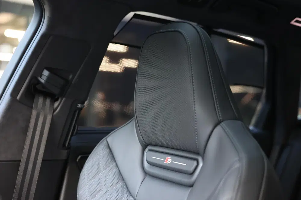 Audi A6 allroad quattro e-hybrid quattro Pano uit 2026, foto 10