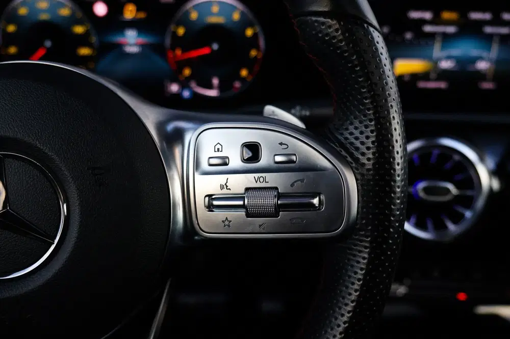 Mercedes-Benz A-Klasse 200 AMG uit 2019, foto 12