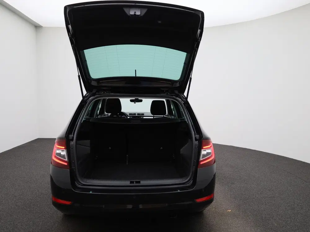 Skoda Fabia 1.0 TSI Business Edition uit 2022, foto 11
