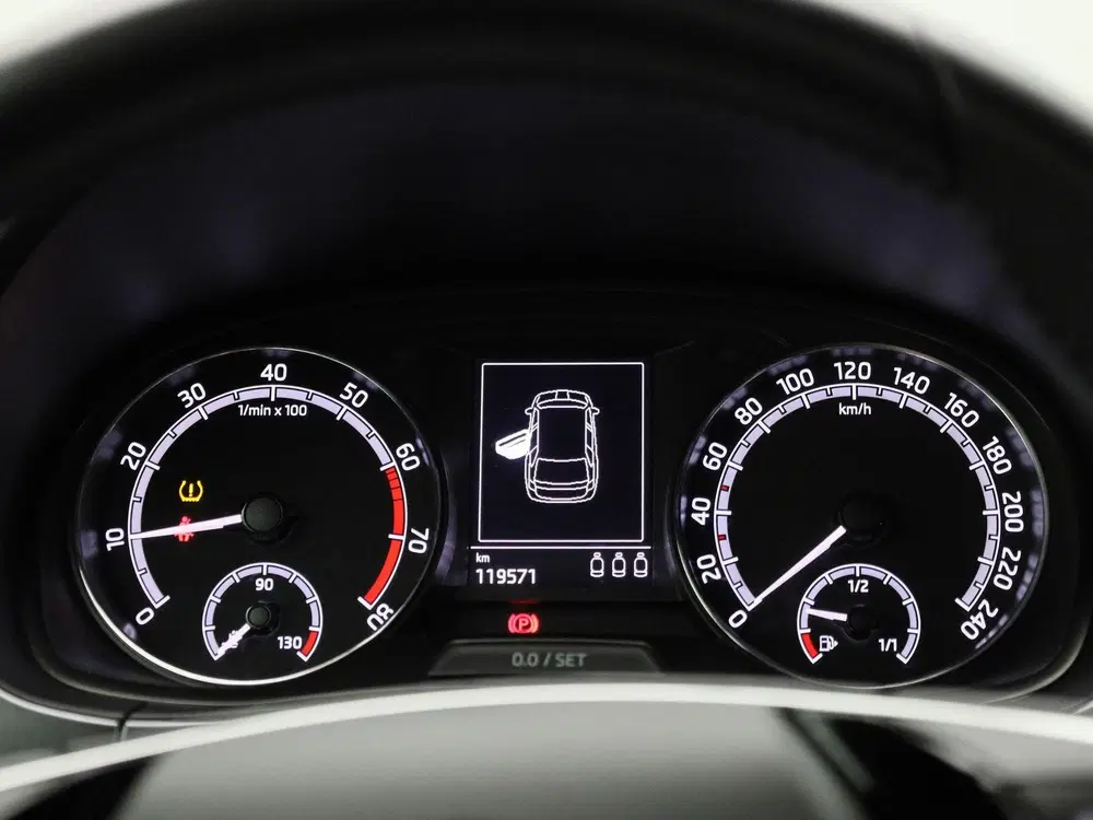 Skoda Fabia 1.0 TSI Business Edition uit 2022, foto 8