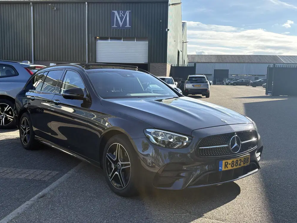 Mercedes-Benz E-Klasse 300 e Business Solution AMG ME uit 2022, foto 10
