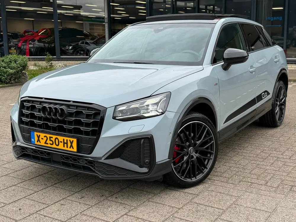 Audi Q2 35 TFSI S Edition l PANO l SFEERVERL. l AC uit 2021