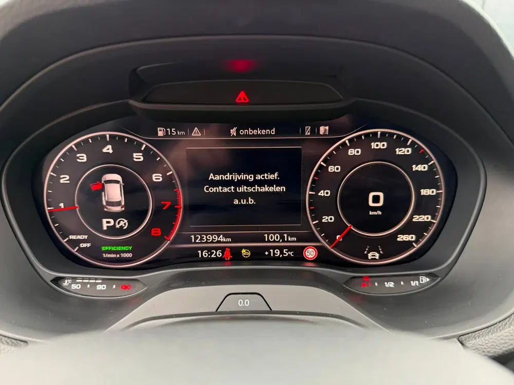 Audi Q2 35 TFSI S Edition l PANO l SFEERVERL. l AC uit 2021, foto 9