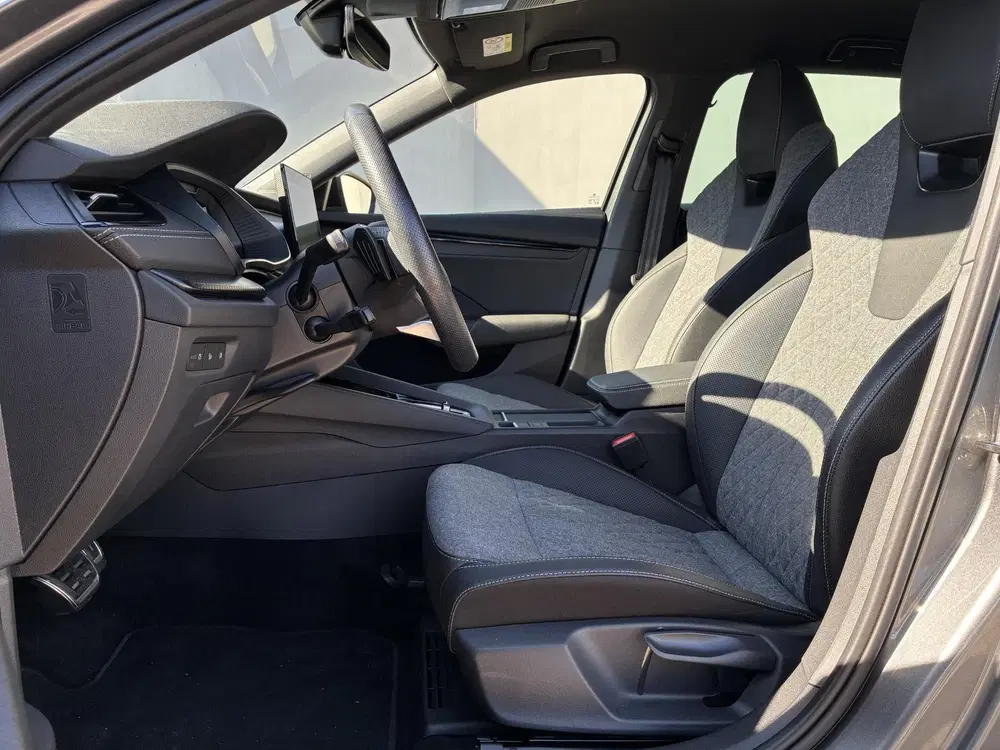 Skoda Octavia 1.5 TSI MHEV Sportline uit 2024, foto 7